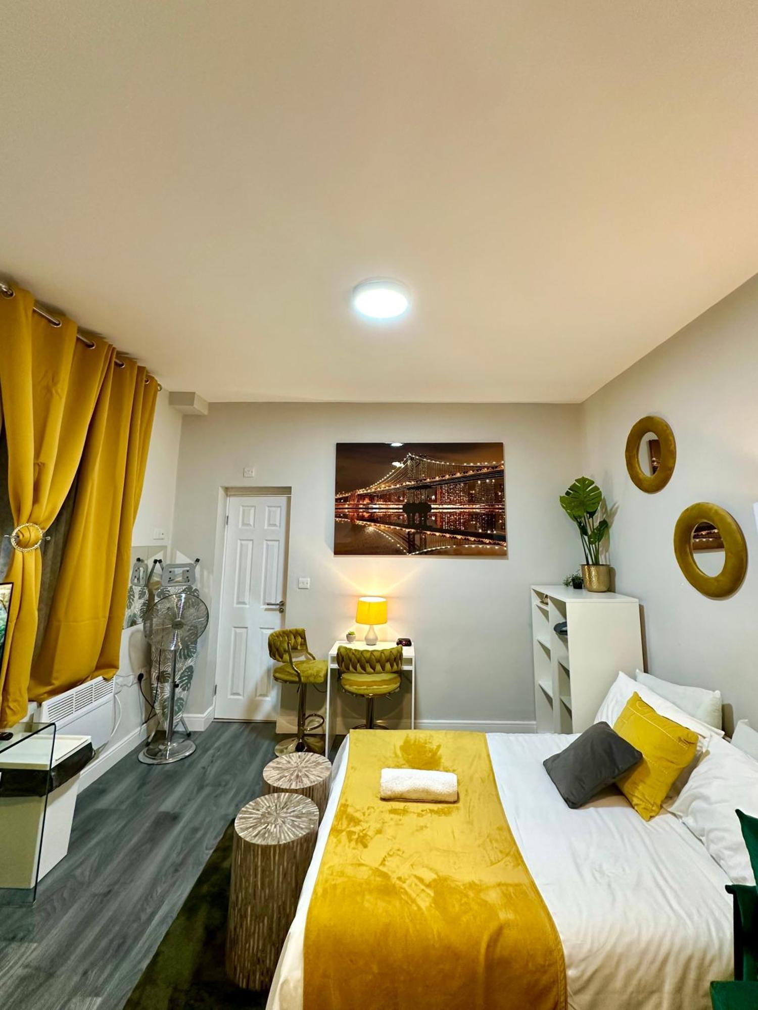 ברמינגהאם Private Luxurious City Studio-Daily,Weekly,Monthly מראה חיצוני תמונה